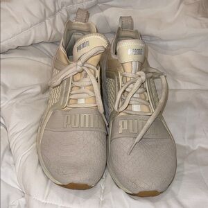 PUMA Women’s Beige Sneakers